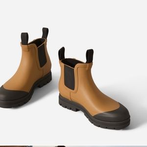 Everlane Rain boots